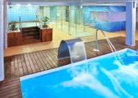 GHT綠洲託薩飯店&Spa - 海滩