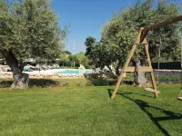 Almapetra Trulli Resort Hotel dekat Centro Storico Locorotondo