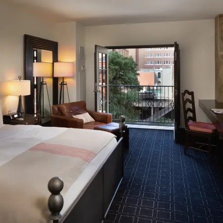 Hotel Valencia Riverwalk