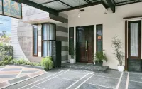Ranata Familyhouse Hotels in Sianok Anam Suku