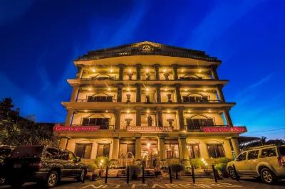 Colosseum Boutique Hotel & Spa Các khách sạn gần Palm Beach