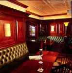 Seven Oaks Hotel - bar