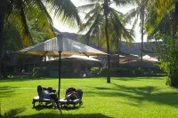 Voyager Beach Resort Hotels near Swahili Cultural Centre