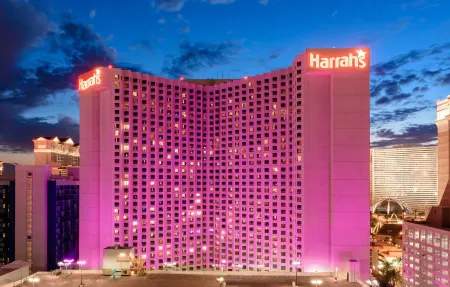 Harrah’s Las Vegas – A Caesars Rewards Destination Отели в г. Лас-Вегас