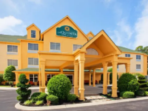 La Quinta Inn & Suites by Wyndham Cookeville Hotels in Cookeville