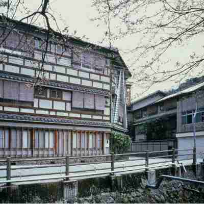 千年の湯古まん Hotel Exterior