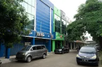 Hotel Padma Tangerang Hotels in Karawaci