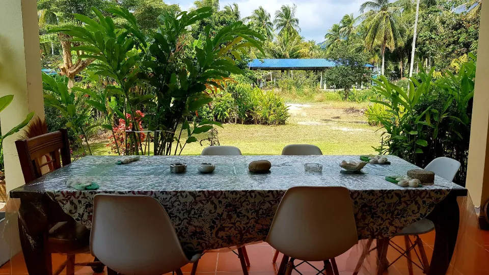 帕岸島佩約尼卡飯店