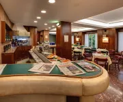 Hotel Hernán Cortés - พร้อมอาหารเช้า