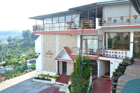 Kodai Sunshine Hotel