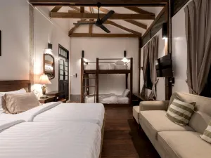 Uthai Heritage Hotel