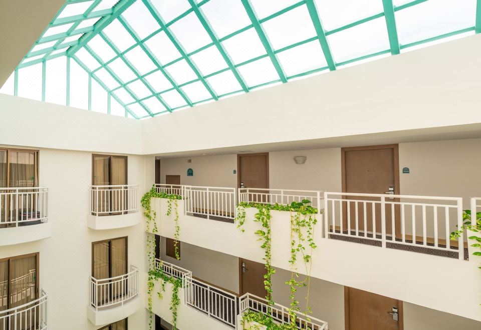 홀리데이 리조트 & 스파 괌