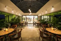 Palms Hotel - breakfast