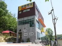 安東Poong-gyung青年旅舍和圖書館