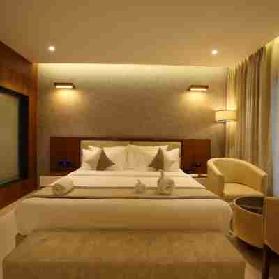 Royal Plaza Suites Rooms