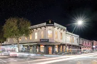 The State Hotel Hotels near John de la Haye Reserve