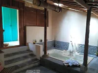 Puri Brata Hotels in Kretek