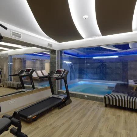 Melrose Rethymno by Mage Hotels