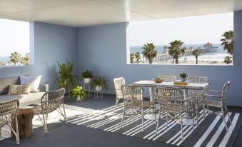 Kimpton Shorebreak Resort