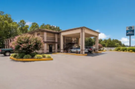 Best Western McKenzie Hotels in 