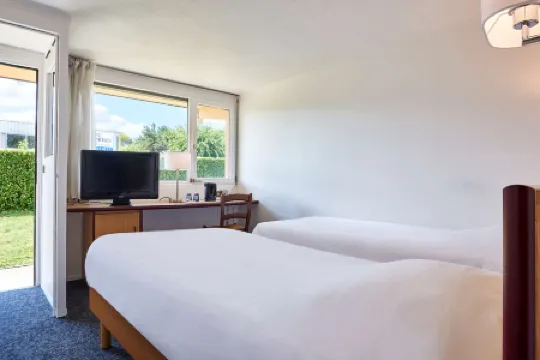 巴斯蒂拉克基里亞德酒店