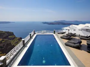 Petit Palace Suites