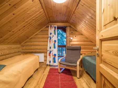 Kuukkelintupa 1 Отели рядом с достопримечательностью «Snow Village»