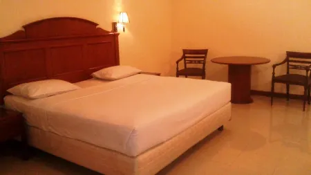 Siantar Hotel Pematangsiantar Отели в г. Bah Kapul