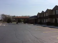 Days Inn by Wyndham Albion - parking