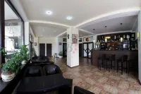 Bran Belvedere International - bar