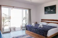 Baja Canoas Hotel