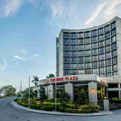 Crowne Plaza Residences Port Moresby, an IHG Hotel Hotel Exterior