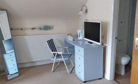 Acorn Lodge - Housity
