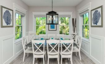 Malibu Beach - Housity