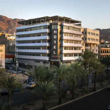 فندق نيروخ - العقبة Hotels near Golden Boho Beach Concept