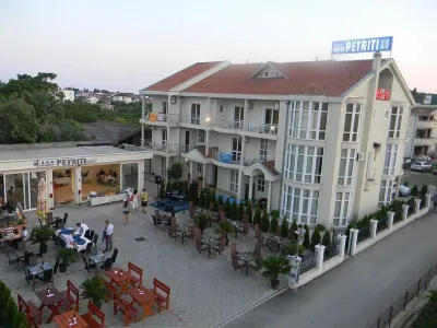 Petriti & Spa Hotels in 