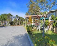 Bide-A-Wee Inn and Cottages