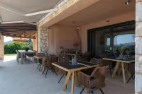 Therme Sea Luxury Lodge Hotels in Idhra
