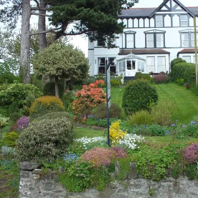 Glan Heulog Hotels near Conwy