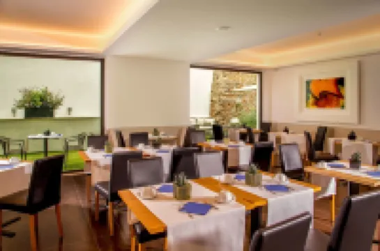 The Spring House Hotel Rome Vatican, Tapestry Collection by Hilton