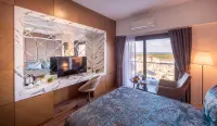 Novel Centre Point Hotel - Bares