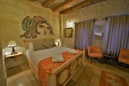 Caftan Cave Suites