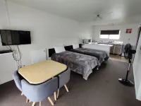 Motel Villa Del Rio Các khách sạn gần St Francis Xavier Parish