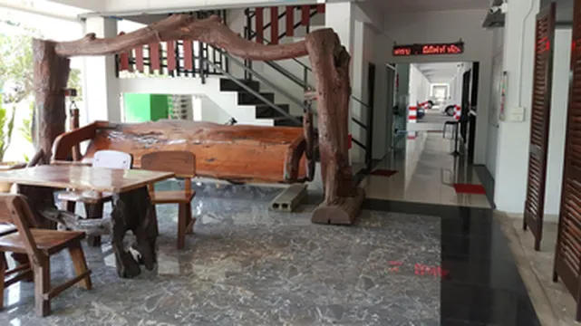 รูปภาพของโรงแรมทานตะวันเพลส