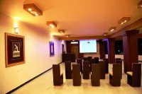Hudson Hotel Hotels in Sriperumbudur