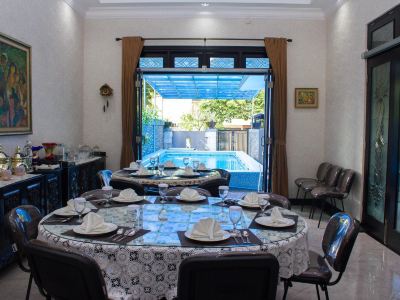 Cozzy Kostel Managed by Salak Hospitality
