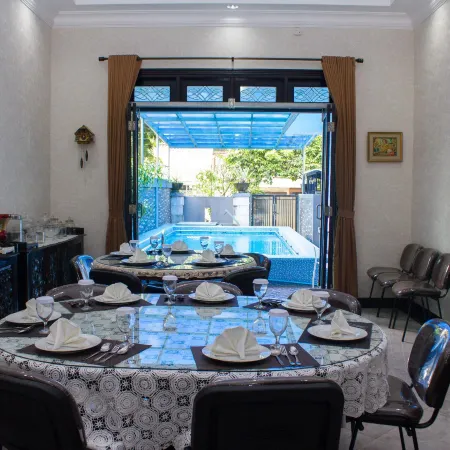 Cozzy Kostel Managed by Salak Hospitality