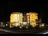 Grand Wahid Hotel Salatiga Hotel dekat KENDEDES cafe dan karaoke