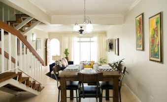 2 Bedroom Townhouse at Surbiton Square - Housity