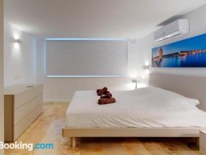 Modern 2 Bedroom Apartment in St Julians